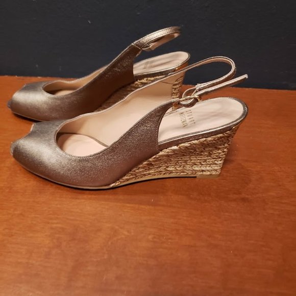 Stuart Weitzman gold wedge shoe - Picture 3 of 6